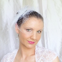 Snow White Bridal Veil Fascinator - Thumbnail 3