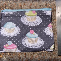 Sparkle Cupcake Pouch