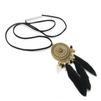 Pendant Necklace with Feathers