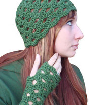 Cloche-gloves-1_medium