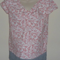 Red Flower Shirt with Stripe Band at Bottom-H&M Mama Size Large   CLLO2