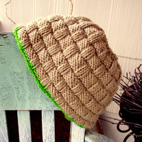 Basketweave_tan_with_green2_medium