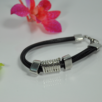 Black_leather_rectangular_striped_metal_bracelet_medium