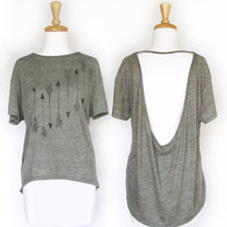 Womens_arrows_gray_tshirt_eleventy_five_medium