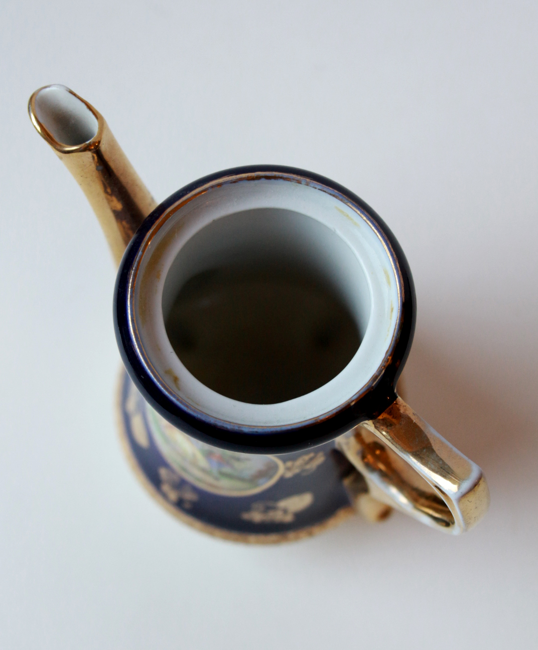 Vintage German Tea/Coffee Creamer JLM Menau Graf von Henneberg on