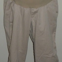 Khaki Capris-Oh Baby By Motherhood Size Medium  03183