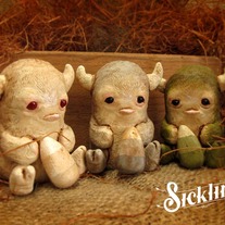Horned Mini Sicklings