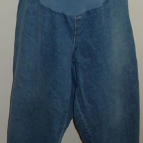 Denim Capris-Motherhood Maternity Size 3X  04072