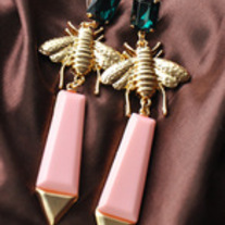 Blue_crystal_pink_gem_gold_plated_bee_crystal_earrings_big_long_drop_earrings_statemnet_fashion_jewelry_2013_free_shipping.jpg_200x200_medium