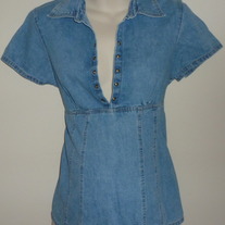 Short Sleeve Denim Shirt-Take Nine Maternity Size Medium  SF0413