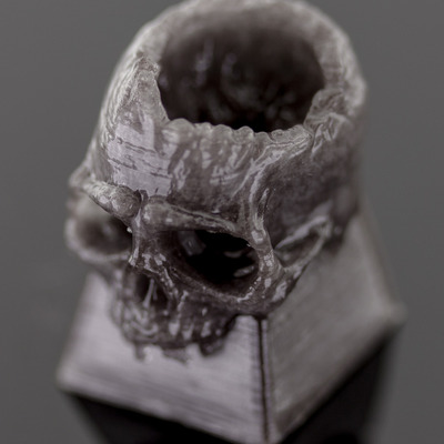 Smoke skull keycap