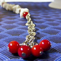 Tengoku Red and White Good Luck Necklace