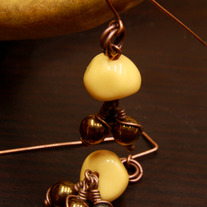 Cream and Hematite Drops Dangle Earrings