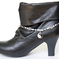 Bootjewelryyinyang01_8569_medium