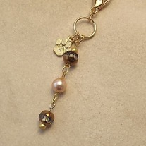 Luxe-gold-with-paw2_medium