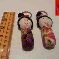 Peranakan_20woman_20keychain_medium