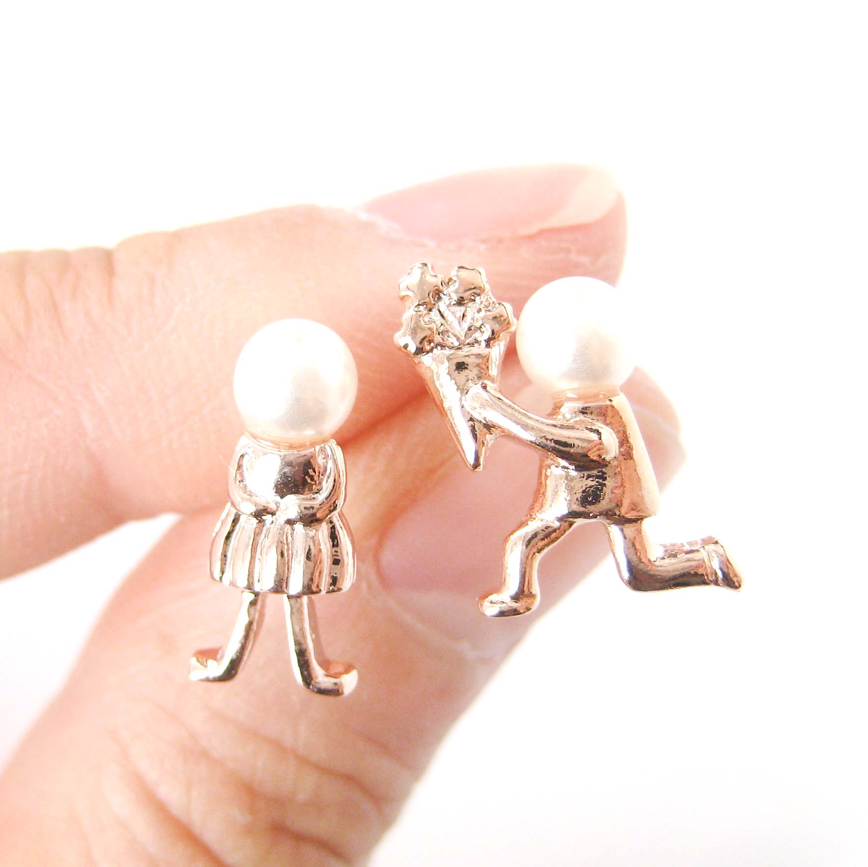 Boy And Girl Proposal Stud Earrings In Rose Gold With Pearl Details