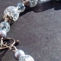 17" Gray crystal beaded wire necklace