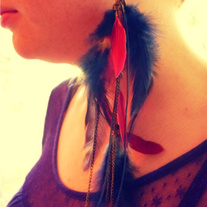 Foxy Mama Feather Earring