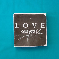 Subway Art Wall Hanging Canvas 6" x 6" - Love Conquers, Inspirational Art