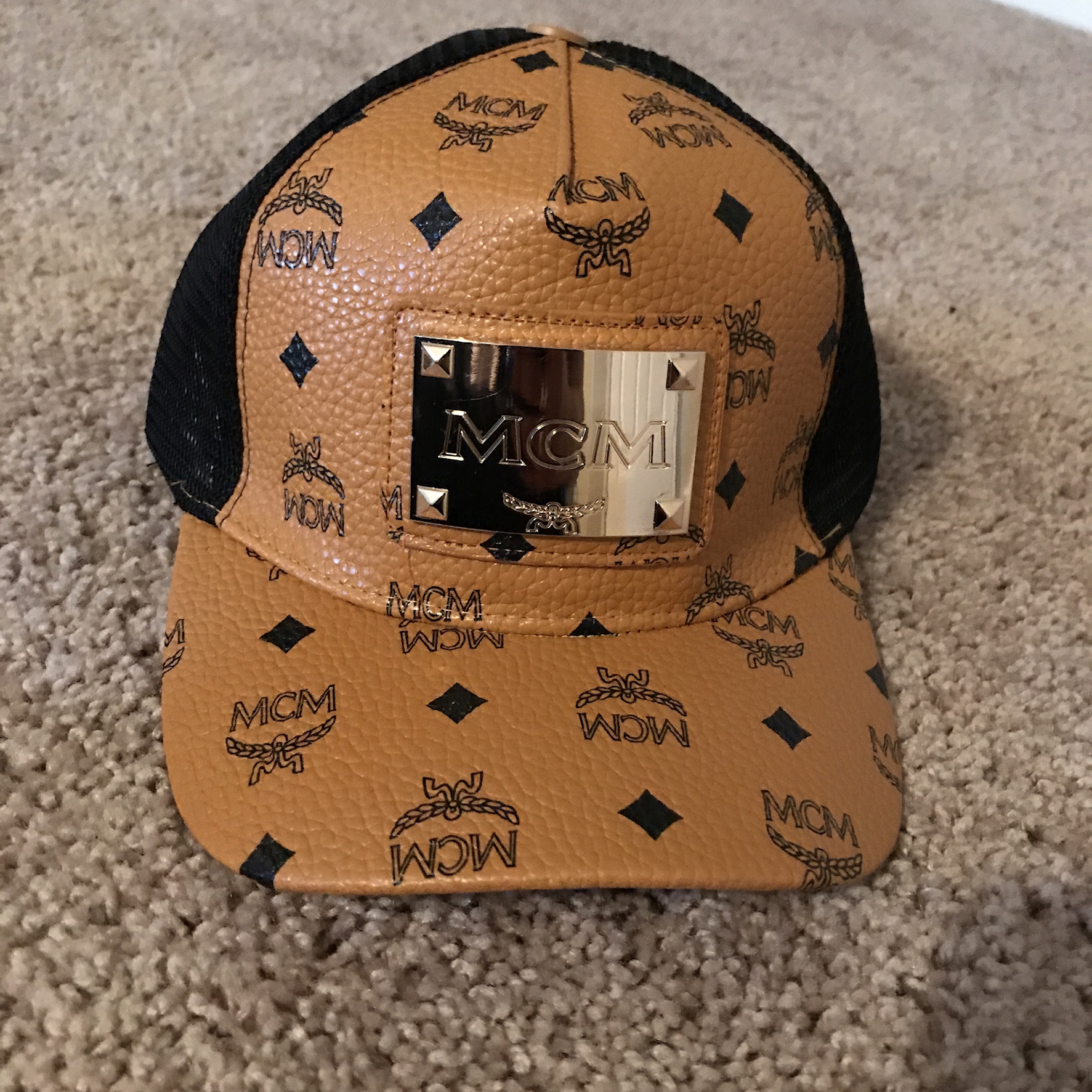 mcm snapback