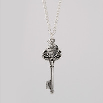 16_fashion_20jewellery_key_20heart_20necklace__c2_a36.45_medium