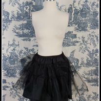 Gloomth Shadowed Pouf Lined Petticoat