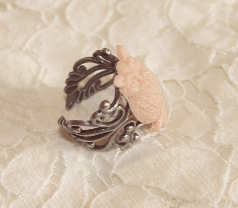 Owl Ring {Blush}