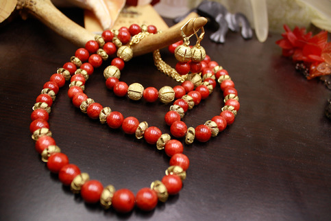 Hegemon of Earth Necklace, Bracelet, Earring Set
