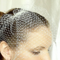 Ivory Birdcage Veil made from 8 inch French Netting - Thumbnail 3