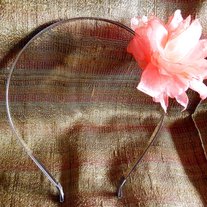 Coral Flower Headband with Pearl Sprays - Thumbnail 4