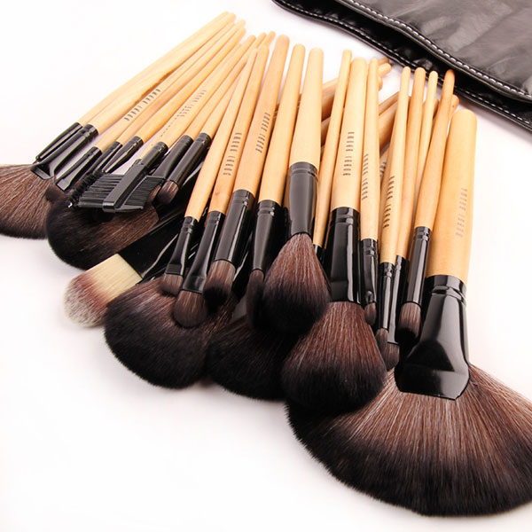 NewYorkscene Wood Black 32Pcs Kit Brush Lot Makeup Brushes