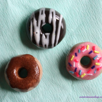 Kawaii_20donut_20magnets_medium