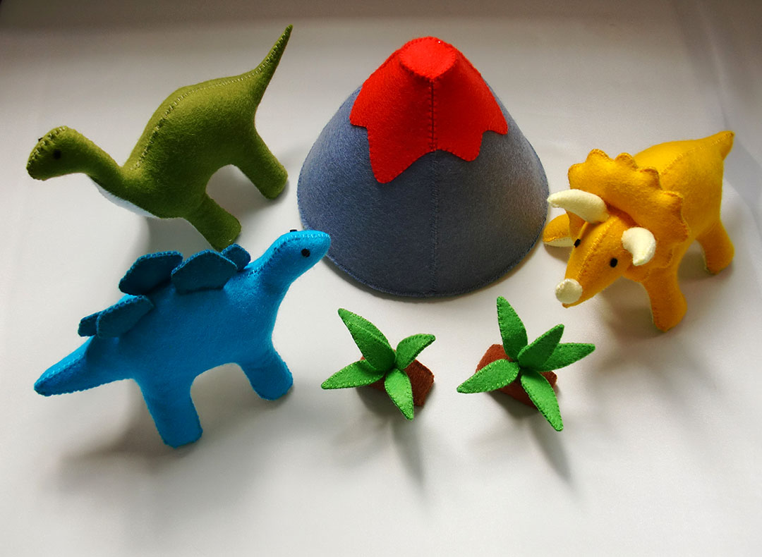 Felt Dinosaur Pattern Set Stegosaurus, Triceratops, Brontosaurus