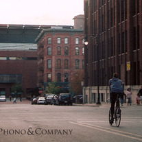 Phono_slide_bike_round32_