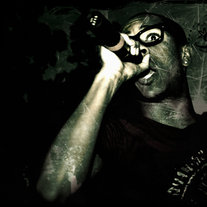 Mic_in_hand