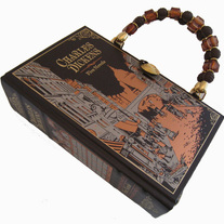 Dickens SmartGirl Book Purse