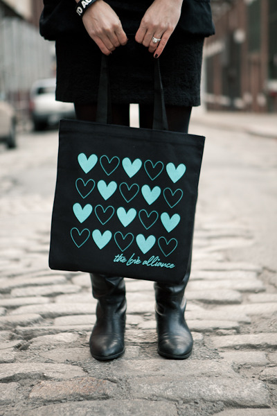 Black_heart_bag_large