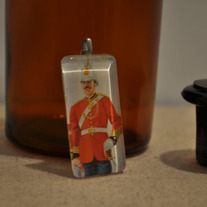 Vintage collector card pendant (officer)