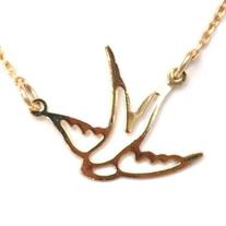 Swooping_20swallow3_medium