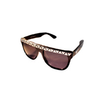 Front_blacksunglasses_medium