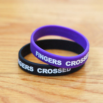 Fingers Crossed (FOR LOVE) Bracelet