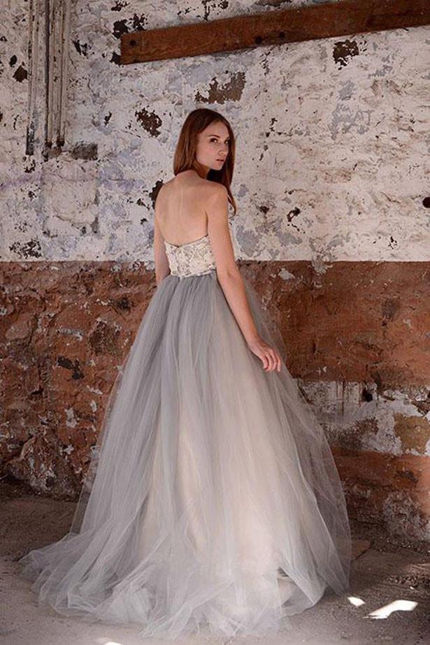 elegant flowy wedding dresses