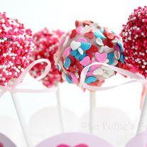 Cake_20pops_20up_20close_20_20valentine__medium