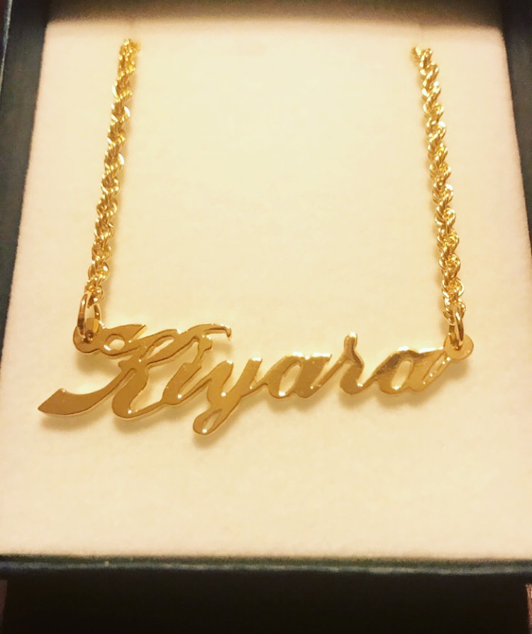 Single_Name_Necklace