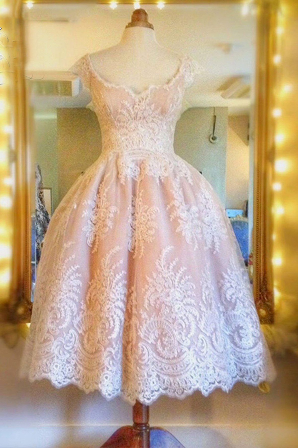 Vintage Prom Dresses with Cap Sleeves