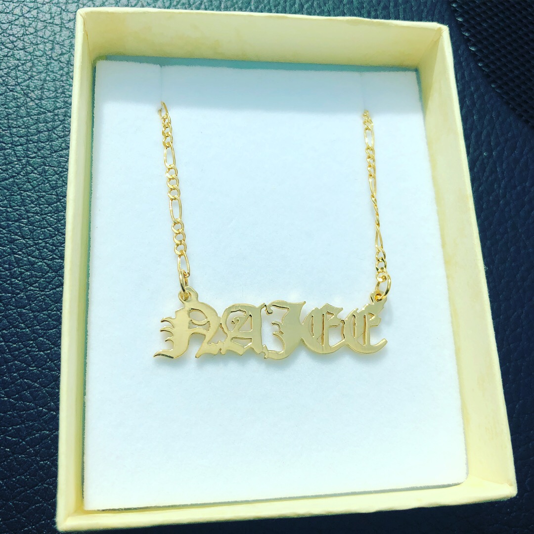Single_Name_Necklace