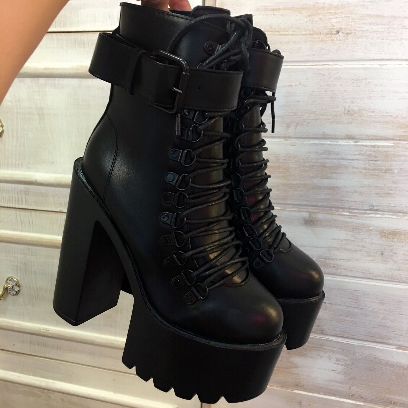 Parisuit Women's Chunky Platform Combat Boots - Goth Punk Ankle Booties With Chains