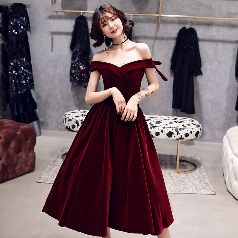 Burgundy v neck velvet short prom dress 