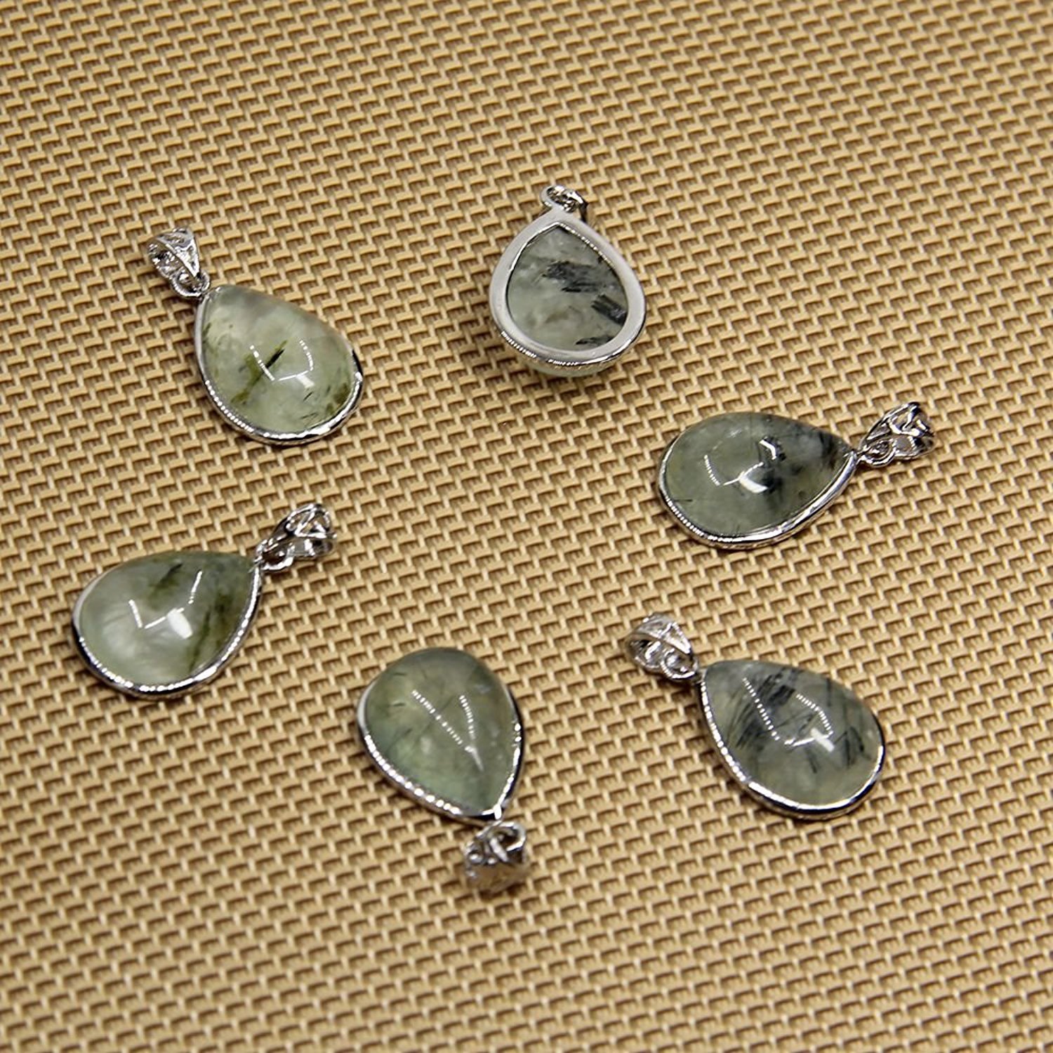Amandastone Natural Gemstone Prehnite Charm Pendant Necklaces 20